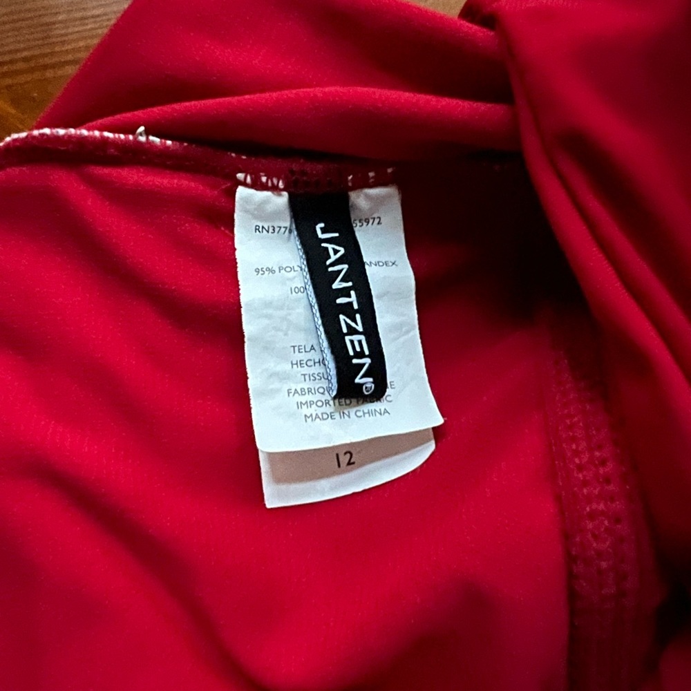 Red one piece Strapless bathing suit - Picture 2 of 4